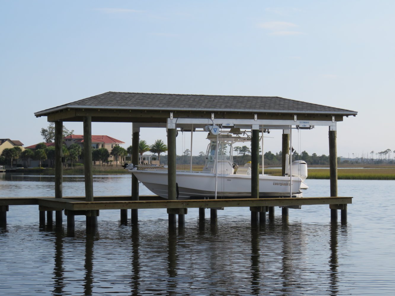 10,000 lb Custom DECO Boathouse Lift with CRS & Roof Tabs 6-Piling